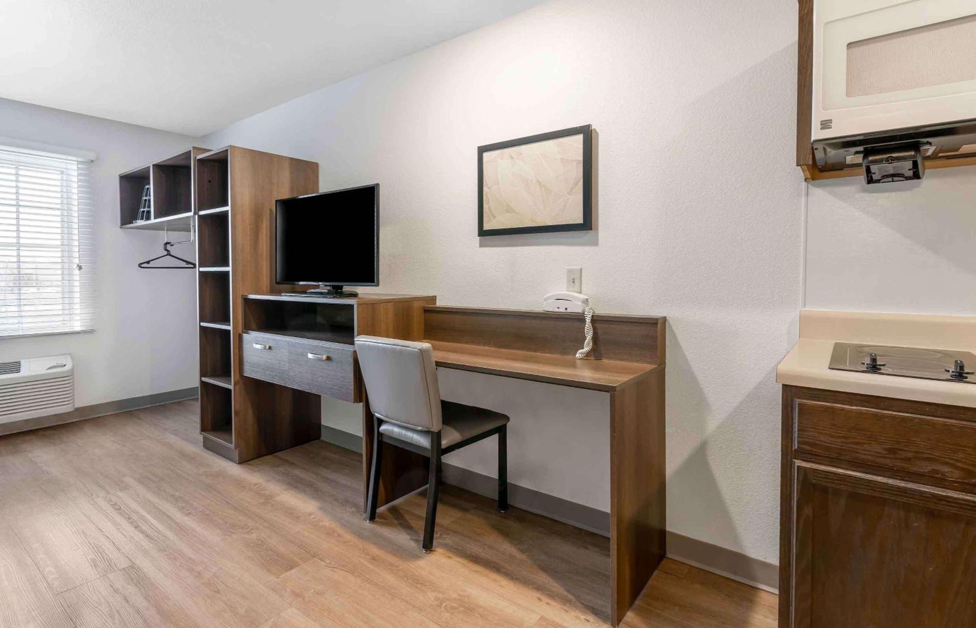 Extended Stay America Suites - Boston - 소거스 외부 사진